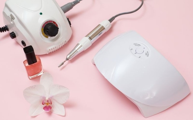 מכונות שיוף ציפורניים: מה זה איך משתמשים ואיך בוחרים נכון?