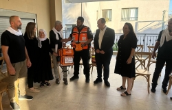 חליל נסראלדין לתת חיים במתנה