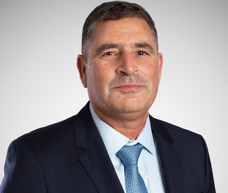 מנכ"ל בזן אסף אלמגור הודיע על רצונו לסיים את תפקידו