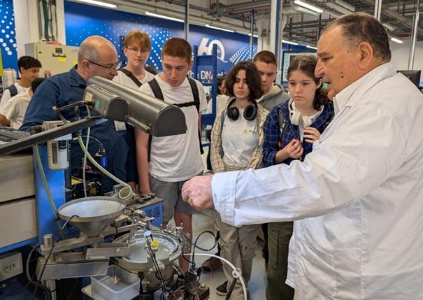 שליש ממשתתפי תכניות עתידיסטים להנדסה הן בנות