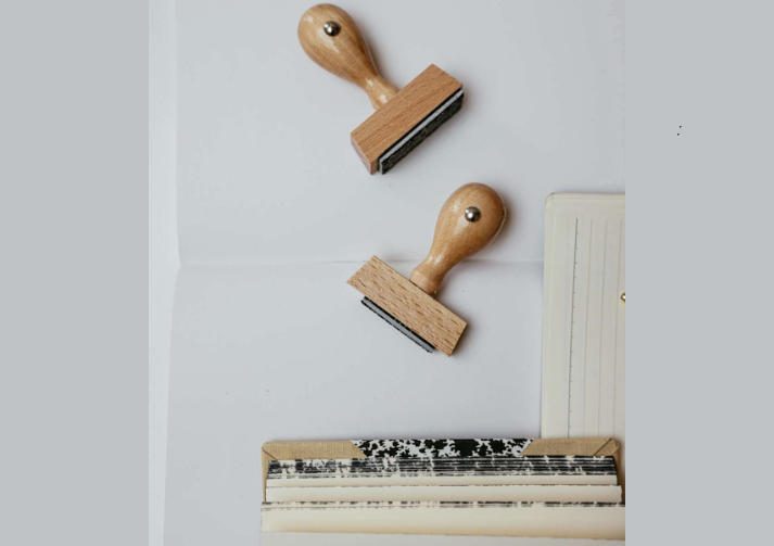 חותמות מקצועיות הכלי שכל עסק חייב