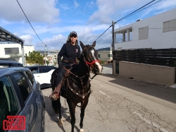 חנאן חלבי עזאם רוכבת ומדריכת רכיבה