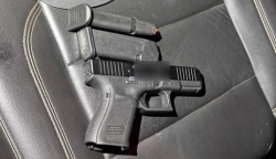 ירו על עסק כדי לקבל פרוטקשין ונעצרו