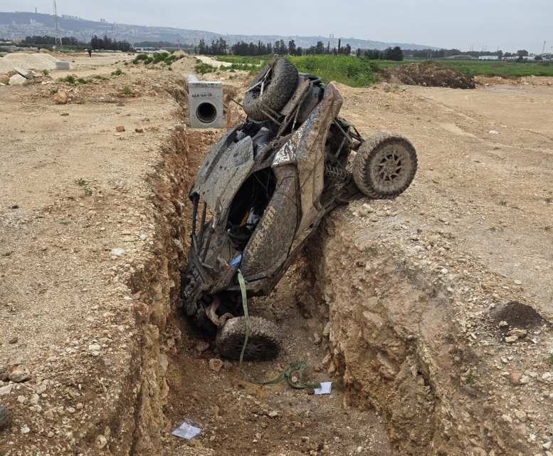 חילוץ באגי מתעלה