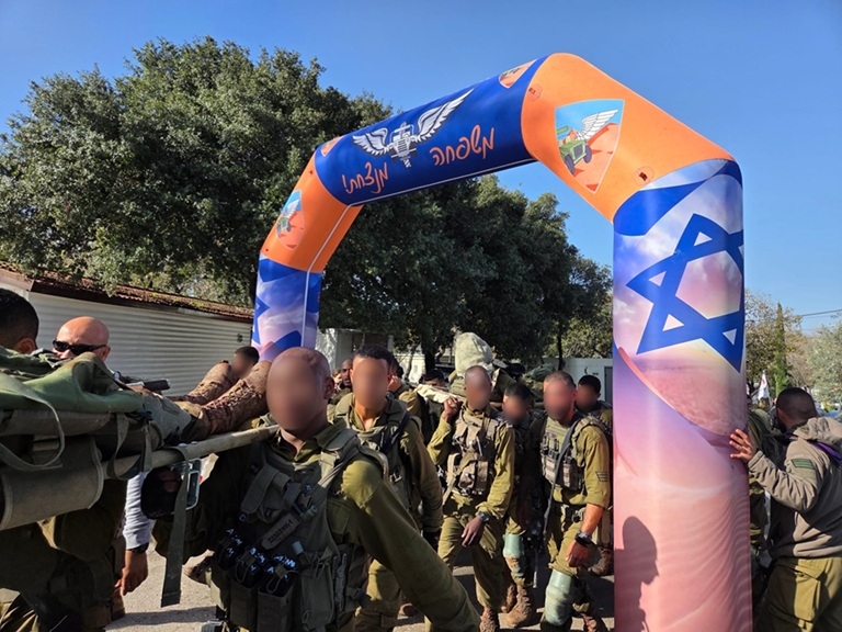 כך מנהל האוכלוסיות מלווה את חיילי המיעוטים