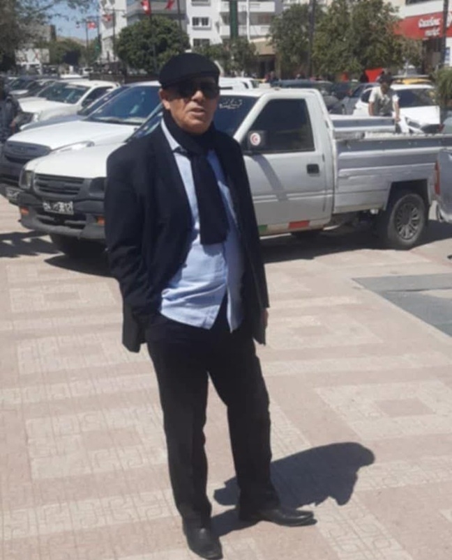 فِي فَمِ الغَيْمَةِ نَرْقُدُ