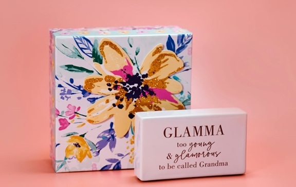 מה קונים היום כמתנה מיוחדת לאישה בישראל?