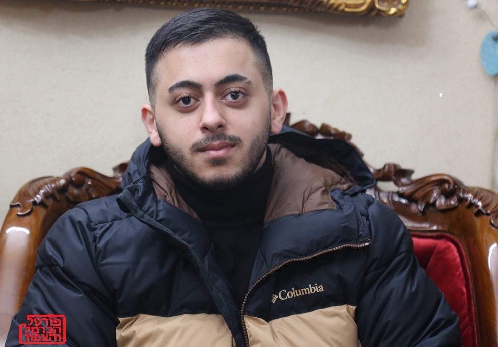 עומרי נסר אלדין מכוון קדימה