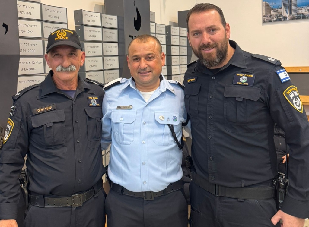 עומדים על המשמר