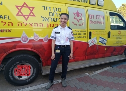 אלין רמאח צעירה עם לב גדול