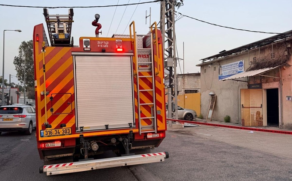 נפילת שברי יירוט על מפעל בחיפה