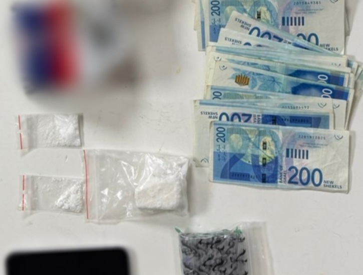 שוטרי מרחב כרמל תפסו קוקאין וקנאביס וביצעו מעצרים