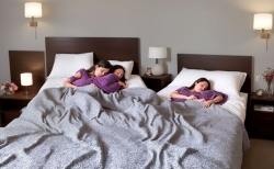 שמיכות טיפוליות המדריך המקצועי לבחירה נכונה לשינה רגועה ובריאה