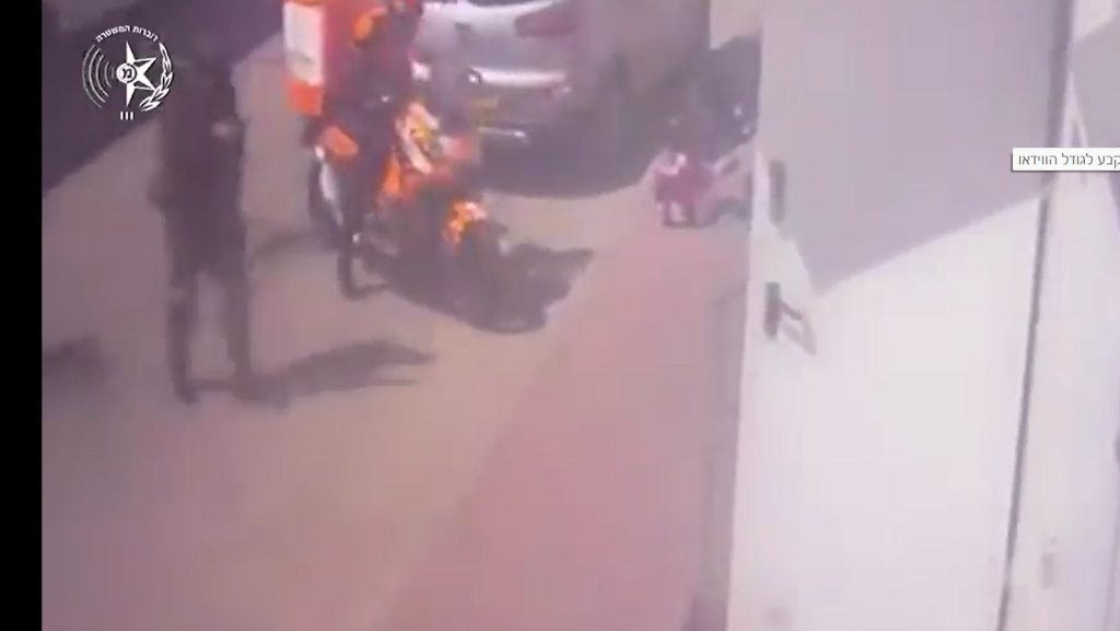 לוחמת מג"ב עוטף ירושלים ביצעה החייאה באזרחית במעבר חיזמא