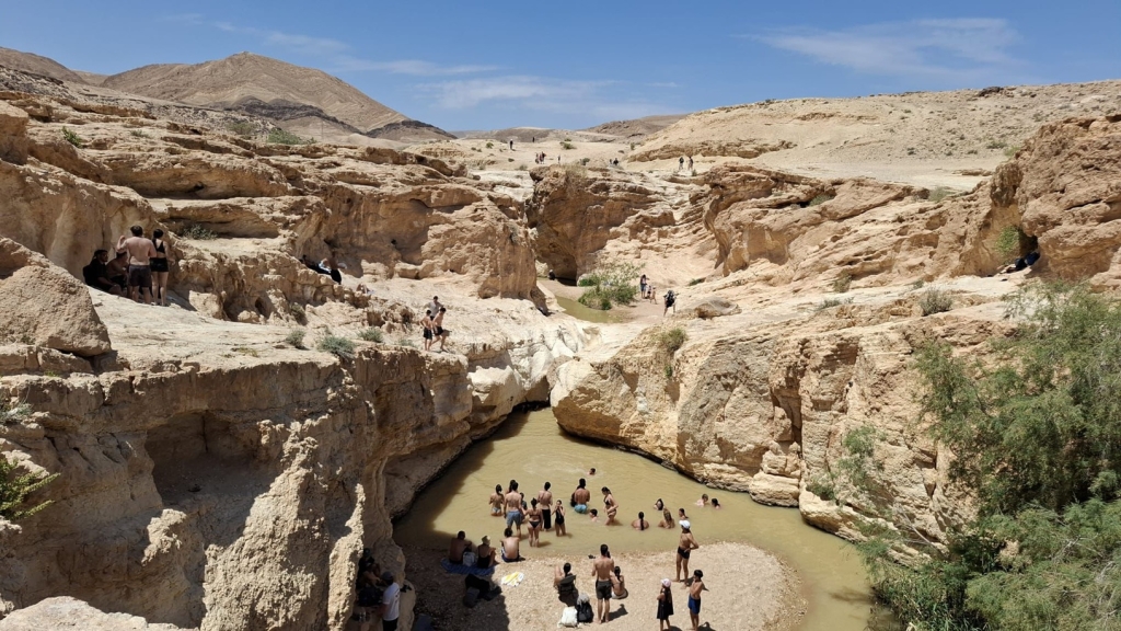 אלפי ישראלים יצאו לשמורות הטבע בשבת