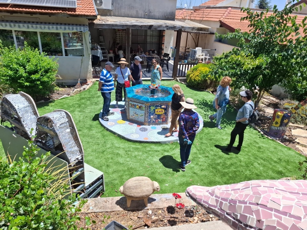 המסורת בכפר ורדים