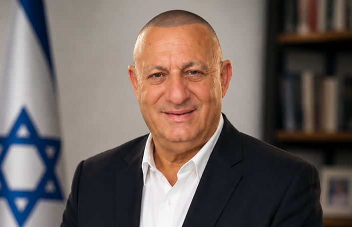 דווקא בתקופה של פילוג יש מי שבוחר לבנות גשרים