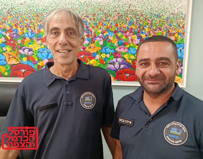 איהאב עבאס ואורי צמח עושים עבודה בכרמל