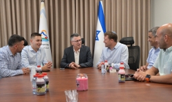 גדעון סער נפגש עם ראשי הרשויות ברמת הגולן