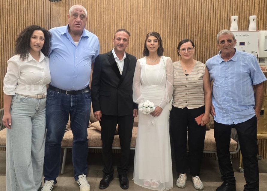 שמחים בשמחתם של הכלה והחתן