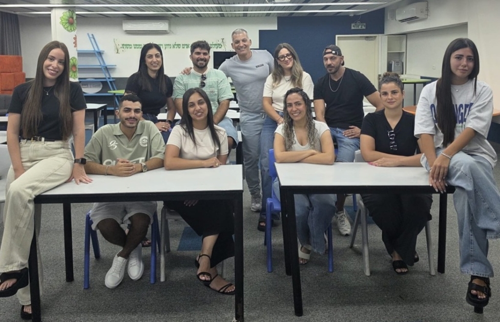 התלמידות של אתמול, המורות של היום