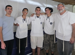 סוכות בצל 3 שנים למלחמה