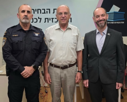 פגישת כב' השופט נעם סולברג עם המפכ