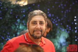 מופלח חלבי איש חברה